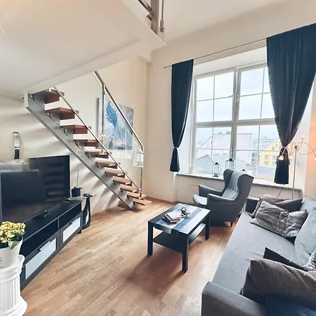 Prime Location By S & Karl Johan *