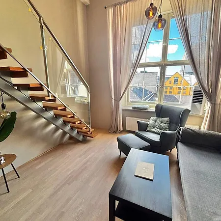 Prime Location By S & Karl Johan